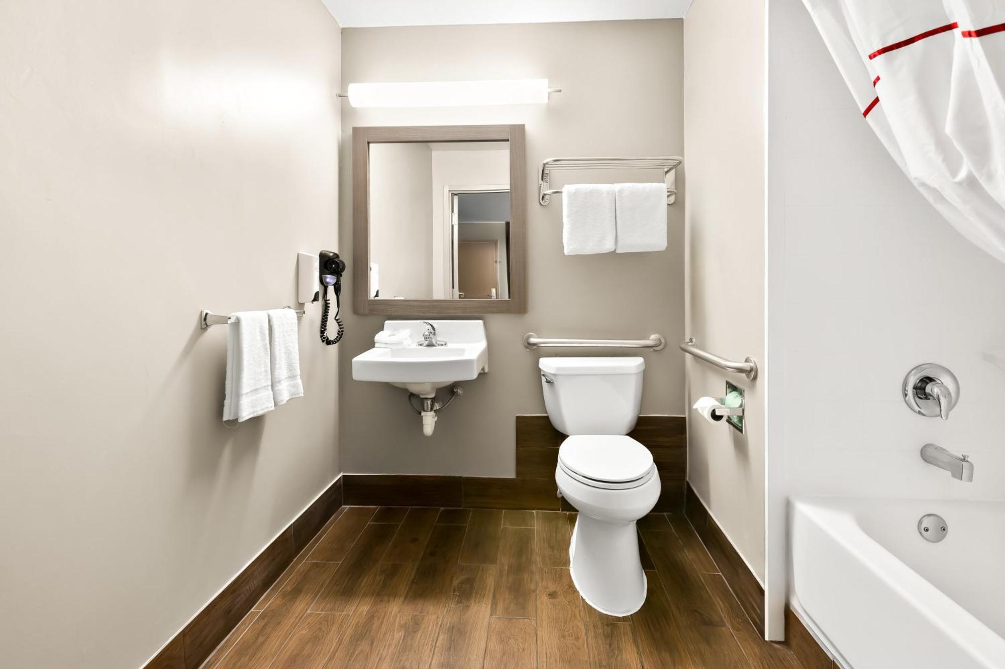 Red Roof Inn רוק היל מראה חיצוני תמונה